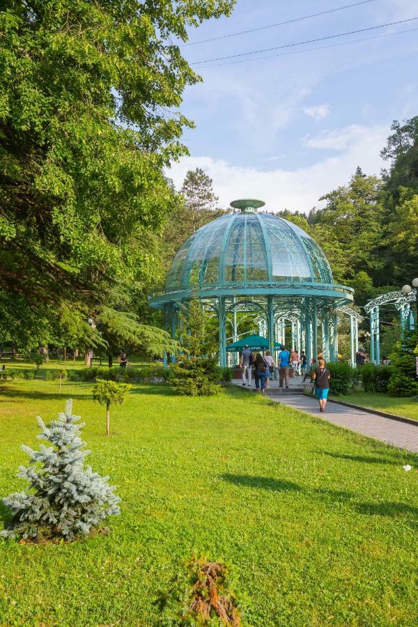 Hotel Mereti Borjomi Exterior foto